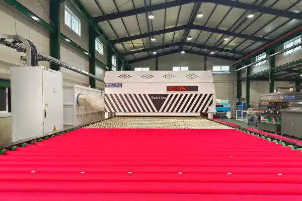 Why Do Glass Manufacturers Select Convection Toughening Equipment for Production?